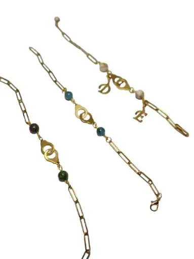 bracelet acier  couleur or +perles+cadenas